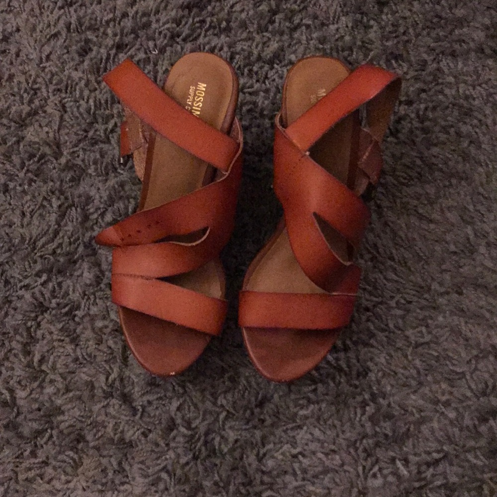 Brown wedges!